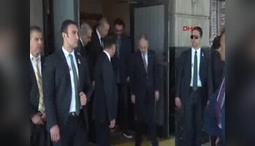 ABD'de korumalar arasında itiş kakış