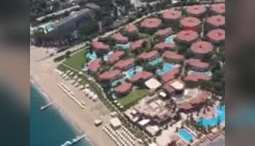 Kemer'de sahiller boş kaldı, turizmcinin umudu bayram tatili