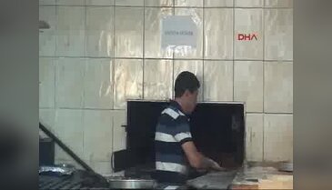 Ramazan'da askıda ekmek uygulaması Suriyelileri sevindirdi