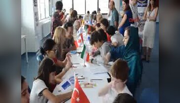 Muğla'da usta karikatüristler çocuklarla buluştu