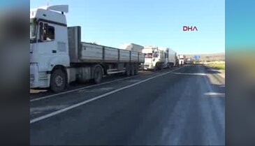 Van Gevaş'ta polis aracına bombalı tuzak 6 yaralı - 2