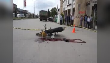Manisa'da kamyonla motosiklet çarpıştı 1 ölü