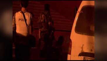 İstanbul Sultangazi'de helikopter destekli terör operasyonu
