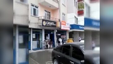 Eşini öldürdü av tüfeğiyle canına kıydı