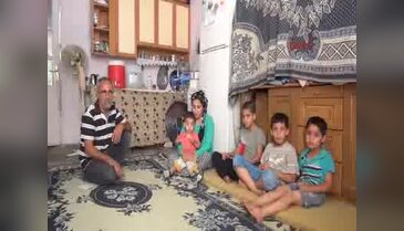 Mersin'de 6 kişilik aile tuvaleti ve banyosu olmadan depoda yaşıyor