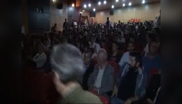 Hakkari Valisi Toprak: Tiyatro oyununu izledi