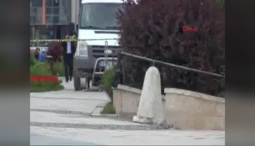 Şüpheli çantaya meraklı vatandaş ilgisi