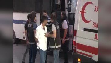 Sigara kaçakçılığı şüphelileri adliyeye sevk edildi