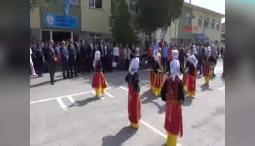 Edirne'de öğrencilere madalyalı karne