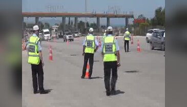 Traktör, kamyon ve kamyonetle trafik denetlemesi