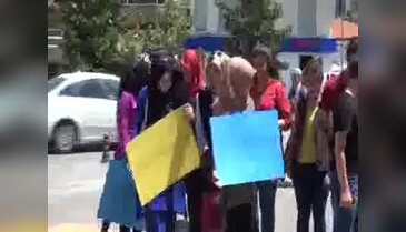 Liselilerden iki farklı mesaj