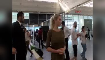 İstanbul'da ameliyat olan canlı barbie ülkesine döndü