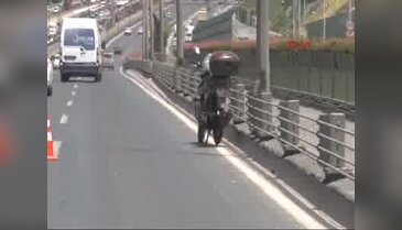 Haliç köprüsünde şüpheli motosiklet alarmı - 1