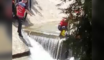 Adapazarı'nda derede ceset bulundu - 2