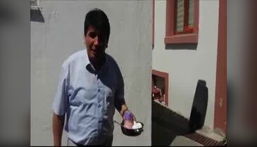 Muğla'da asfaltta yumurta videosuna beğeni topladı