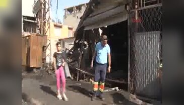 Adana'da trafo patladı: 1 ev, 2 işyeri ile 1 minibüs kül oldu