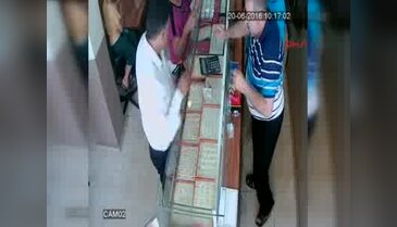 İranlı dolandırıcı kuyumcunun 400 lirasını el çabukluğuyla aldı
