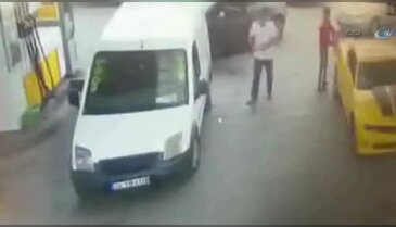 İstanbul'daki yol verme cinayeti kamerada