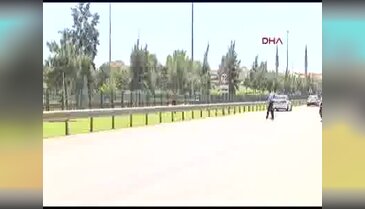 Elinde bıçak ve sopa bulunan şüpheli korkuttu