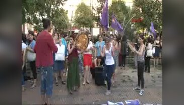 Kadıköy'de Çilem Doğan'ın tahliyesini kutladılar