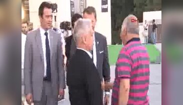 Beşiktaşlı ünlüler ve basın mensupları iftarda buluştu
