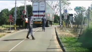 Tren dorseyi böyle biçti
