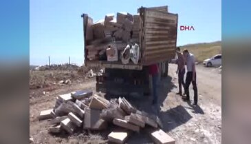 Uşak'ta kaçak sigara ve içkiler imha edildi