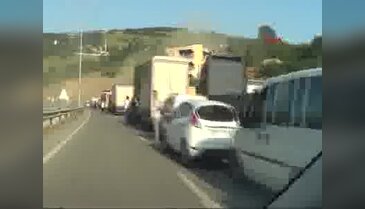 Samsun'da yolcu otobüsü devrildi : 37 yaralı