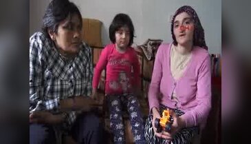 "Ameliyat parasına gücümüz yetmiyor"