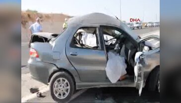 Otomobil ters şeride girince: 1 ölü 2 yaralı