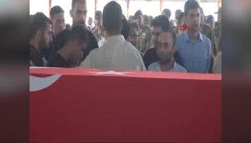 Şehit uzman çavuş için tören düzenlendi - 1