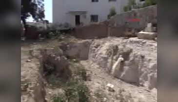 2 bin 1000 yıllık tarihi mezarlar kepçeyle tahrip edildi