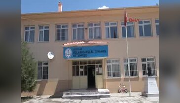 Erzincan'da Köy okulu öğretmenlerinden renkli etkinlik