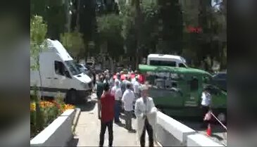 Yaşar Nuri Öztürk, son yolculuğuna uğurlanıyor - 1