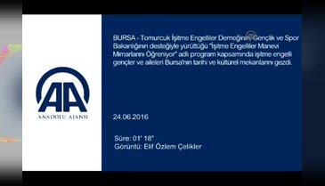 "İşitme Engelliler Manevi Mimarlarını Öğreniyor"