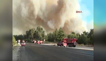 Kumluca'daki orman yangını büyüyor