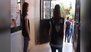 Zonguldak'ta LYS-2'ye girişte öğrenciler didik didik arandı