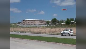 Sivas'da mahkum, cezaevinin ikinci katından atlayarak intihar etti