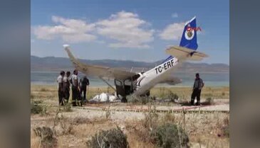 Burdur'da eğitim uçağı zorunlu iniş yaptı - 4