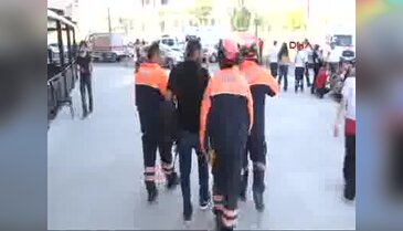 Ankara'da AVM'nin çatısı çöktü; 3 kişi yaralandı - 2
