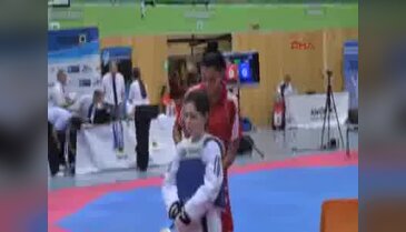Tekvandoda Türk sporcular madalyaları topladı