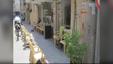 Manisa'da kahvehane önünde tezgah hırsızlığı güvenlik kamerasında