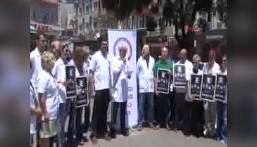 Balıkesir'de eczacılar yasta