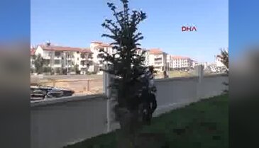 Çaldıkları otomobille 'Radar'a girince yakalandılar