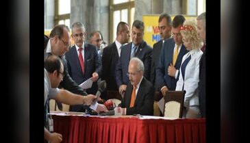 Kılıçdaroğlu'ndan Güneydoğu'da görevli askerlere bayram kartı