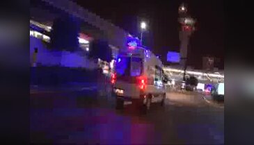 Patlamanın ardından Atatürk Havalimanı'nın önünden görüntüler - 2