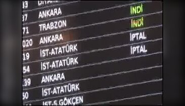 Uçaklar İzmir'e indi