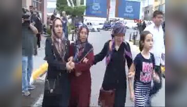 Adli Tıp önünde ailelerin acılı bekleyişi