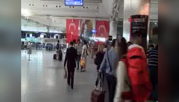 Hava trafiği arttı yolcu sayısı düştü