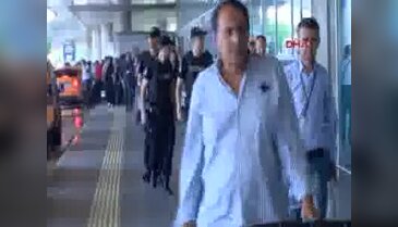 Özel tim havalimanında nöbette